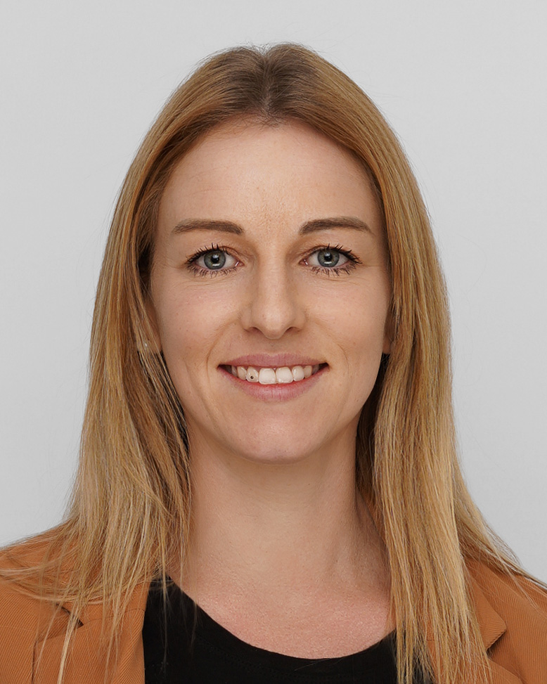 Tamara Kull Back Office SONOTRONIC Ultraschall Technologie